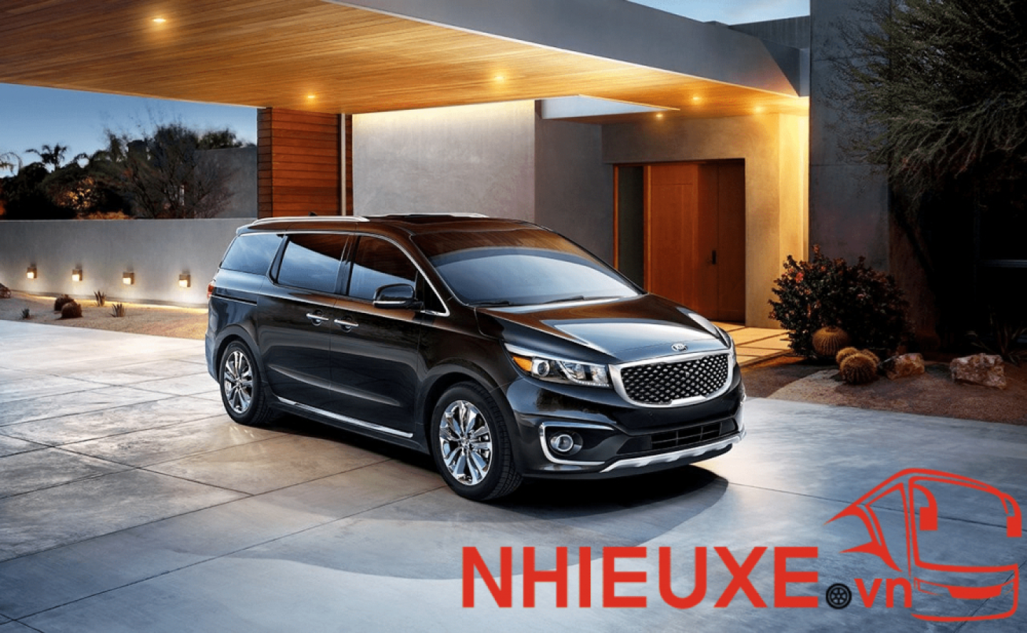  Cho thuê xe 7 chỗ Kia Sedona tự lái và có tài tại Tp.HCM