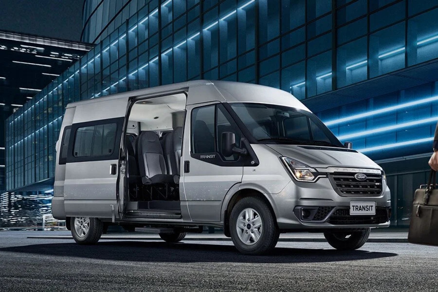 Xe Ford Transit 16 chỗ