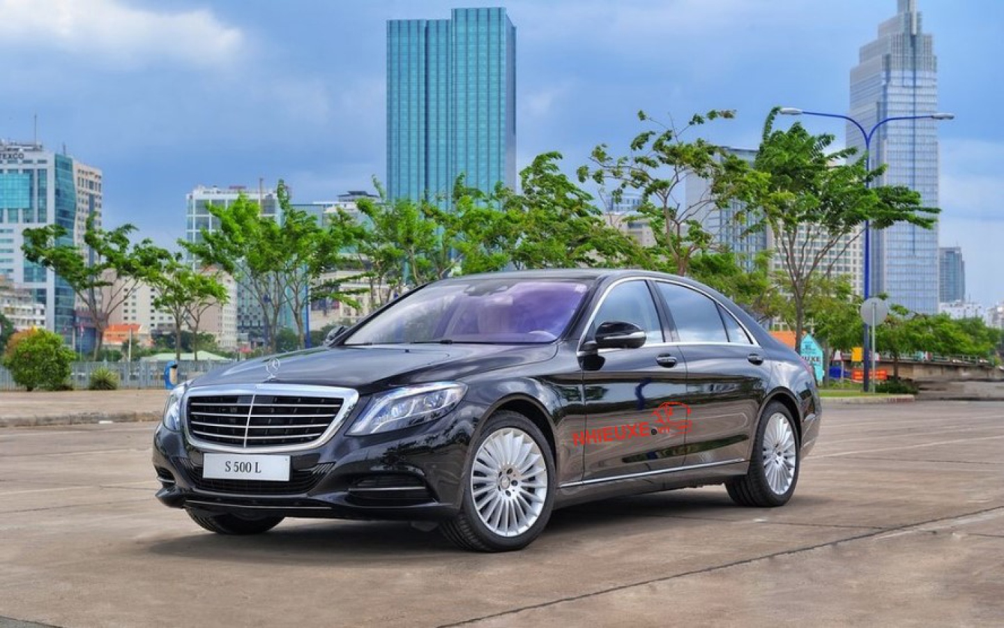 Dịch vụ thuê xe Mercedes uy tín 2024 | Báo giá chi tiết