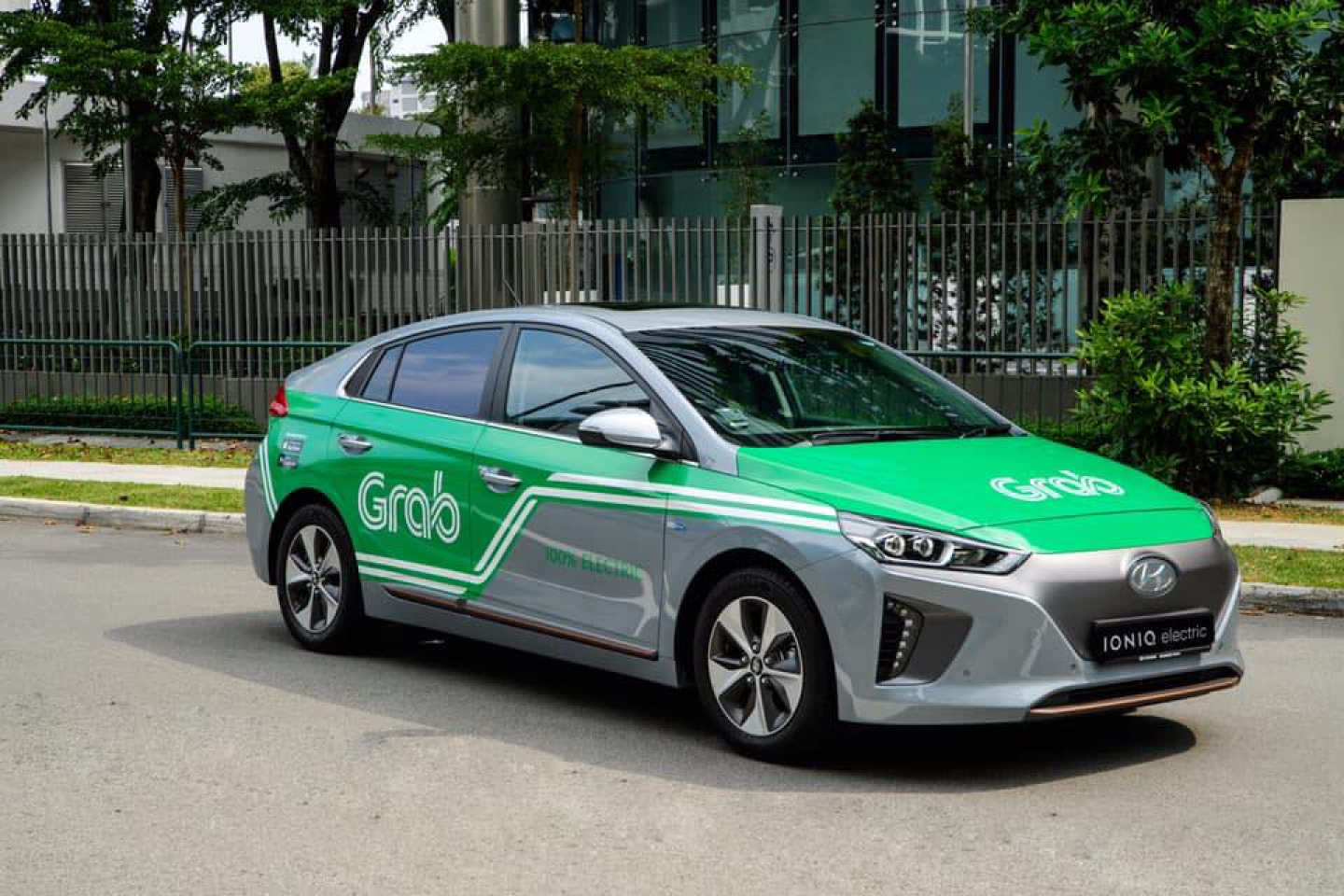 Có nên thuê xe chạy Grab không? Địa chỉ cho thuê xe chạy grab giá rẻ TPHCM