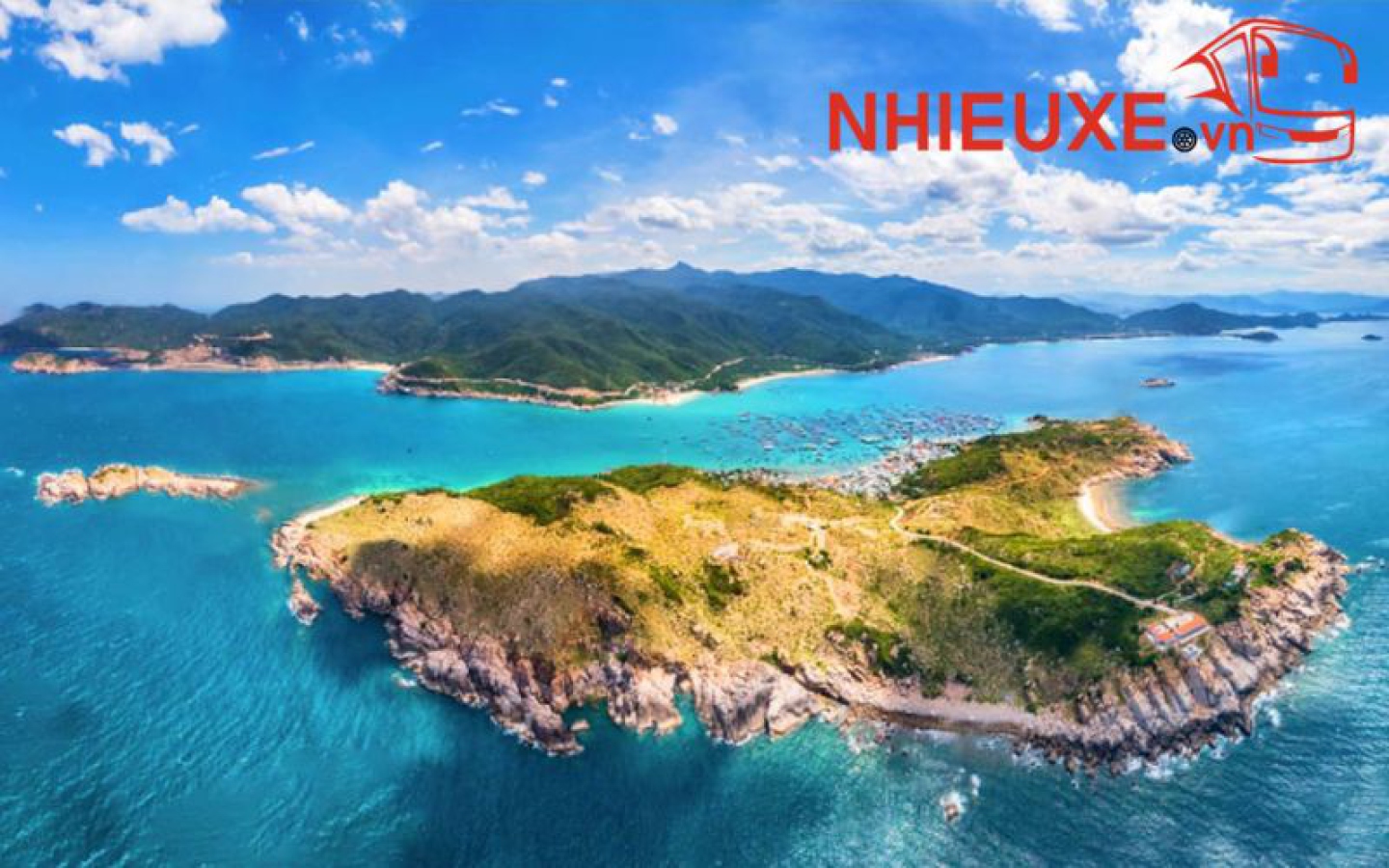 Thuê xe đi đảo Bình Hưng 4 - 45 chỗ | Chất lượng - Uy tín - Giá rẻ