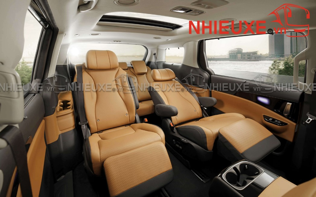 Nội thất xe Kia Carnival 7 chỗ