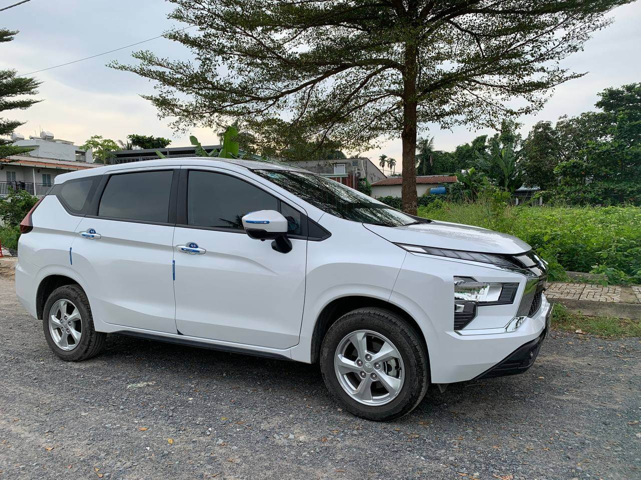 thuê xe Mitsubishi Xpander 