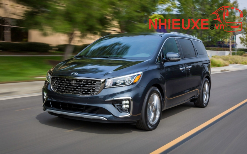 Thuê xe 7 chỗ Kia Sedona TPHCM