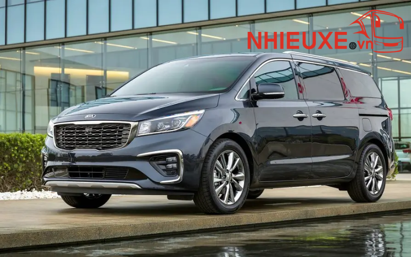 Thuê xe 7 chỗ Kia Sedona TPHCM