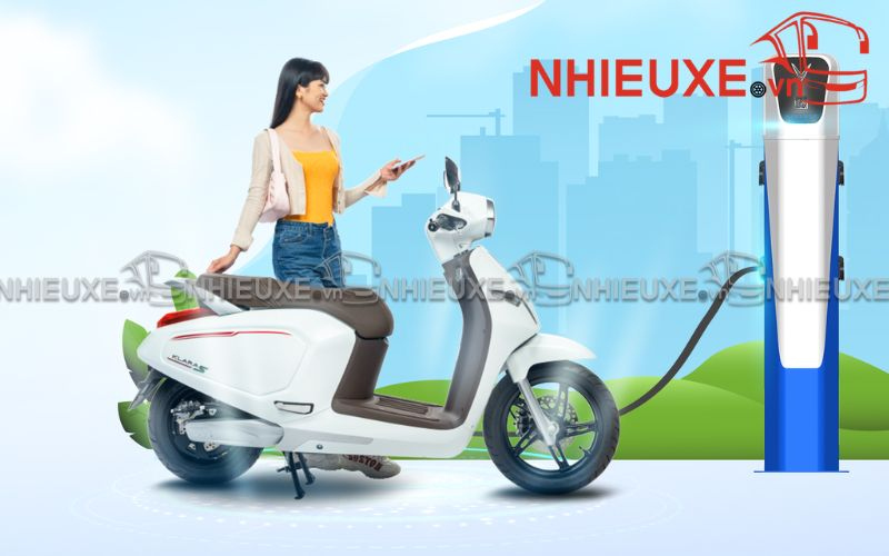 Vì sao bạn nên sạc xe máy điện VinFast tại nhà