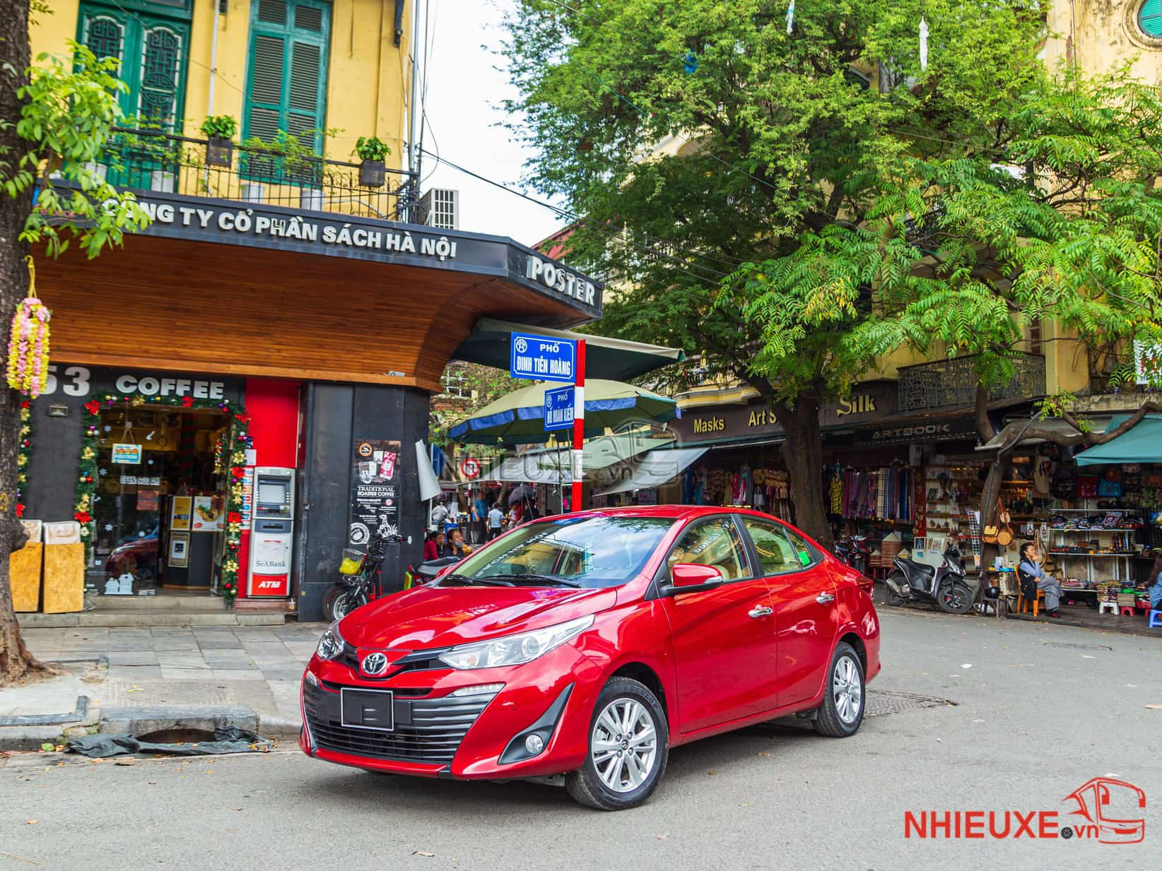thuê xe 4 chỗ tự lái giá rẻ