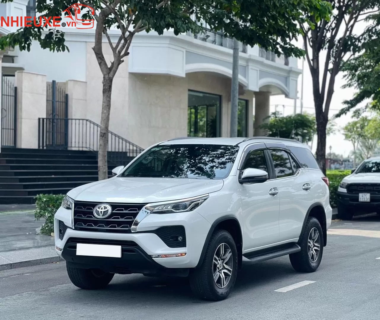 Thuê xe hoa 7 chỗ