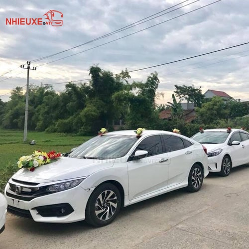 thuê xe hoa cưới 4 chỗ