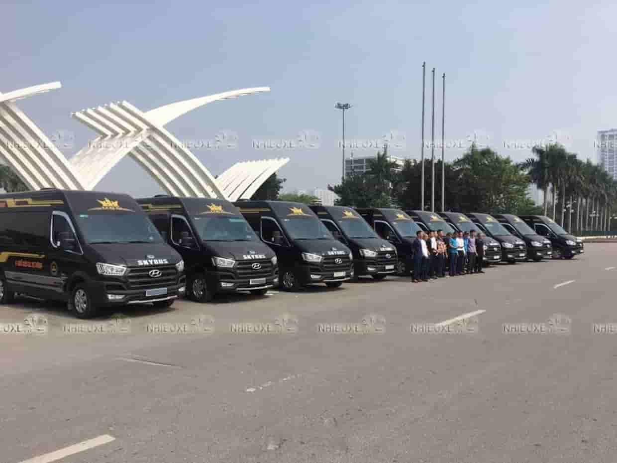 Xe 16 chỗ đi Hồ Cốc