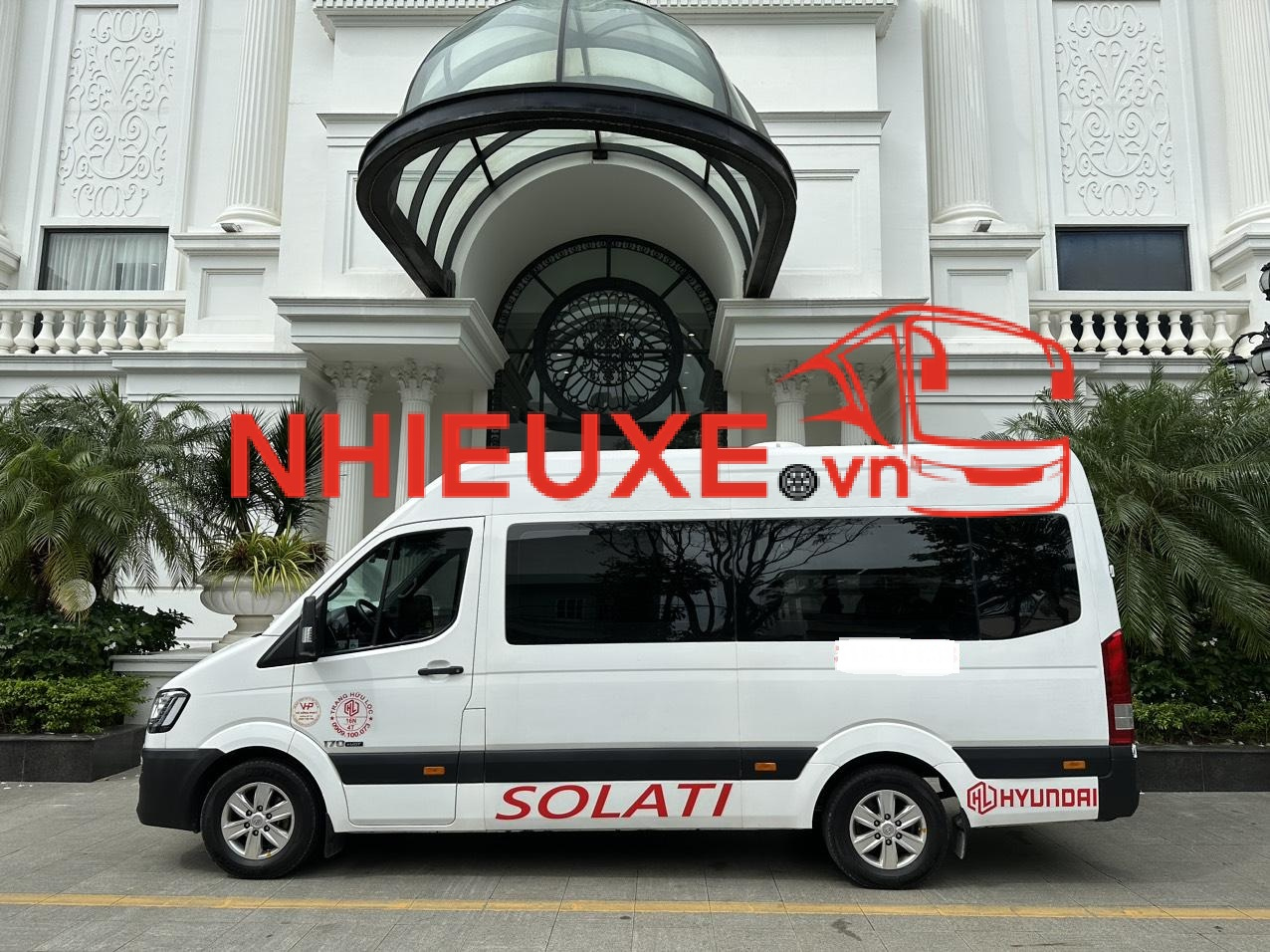 Nhiều Xe cho thuê xe 16 chỗ đời mới