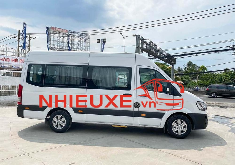 Hyundai Solati Euro 5 mẫu Mini Bu