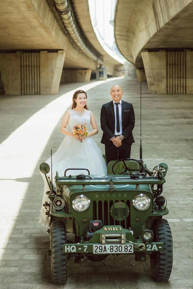 thuê xe jeep chụp ảnh cưới