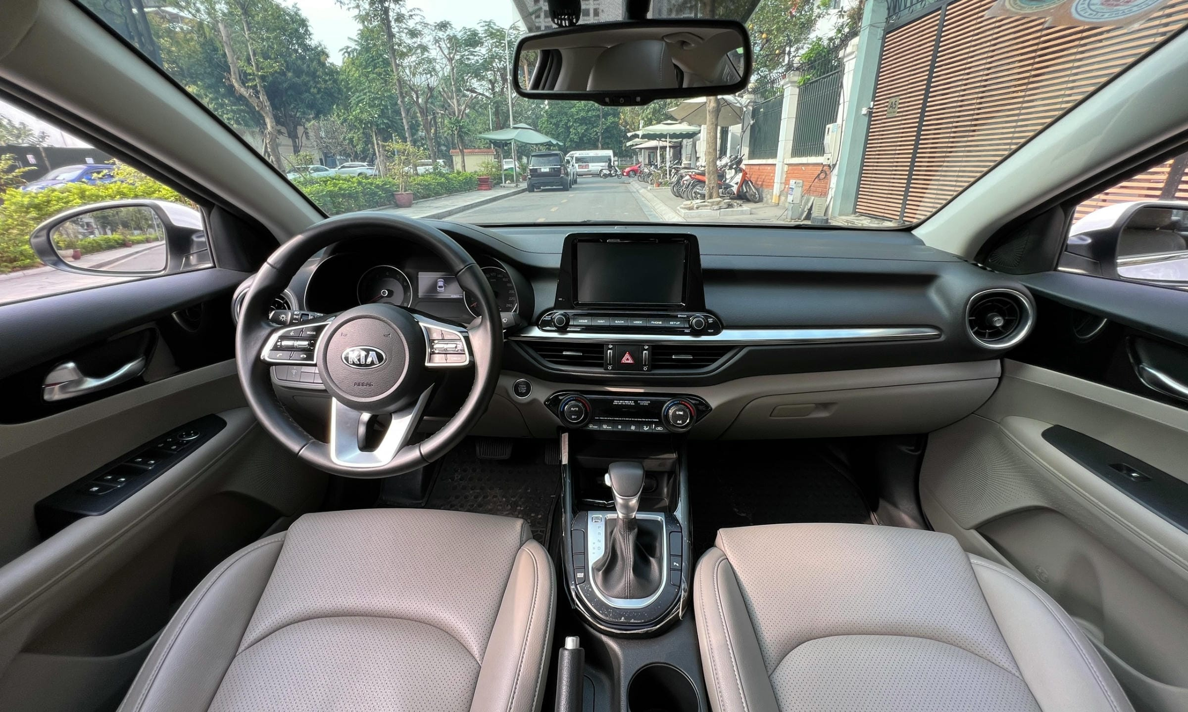 Nội thất xe Kia Cerato