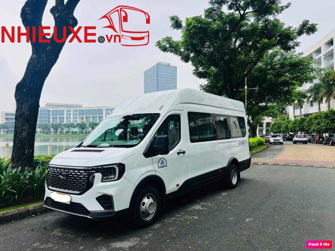 Thuê xe Ford Transit 16 chỗ đi mũi né phan thiết