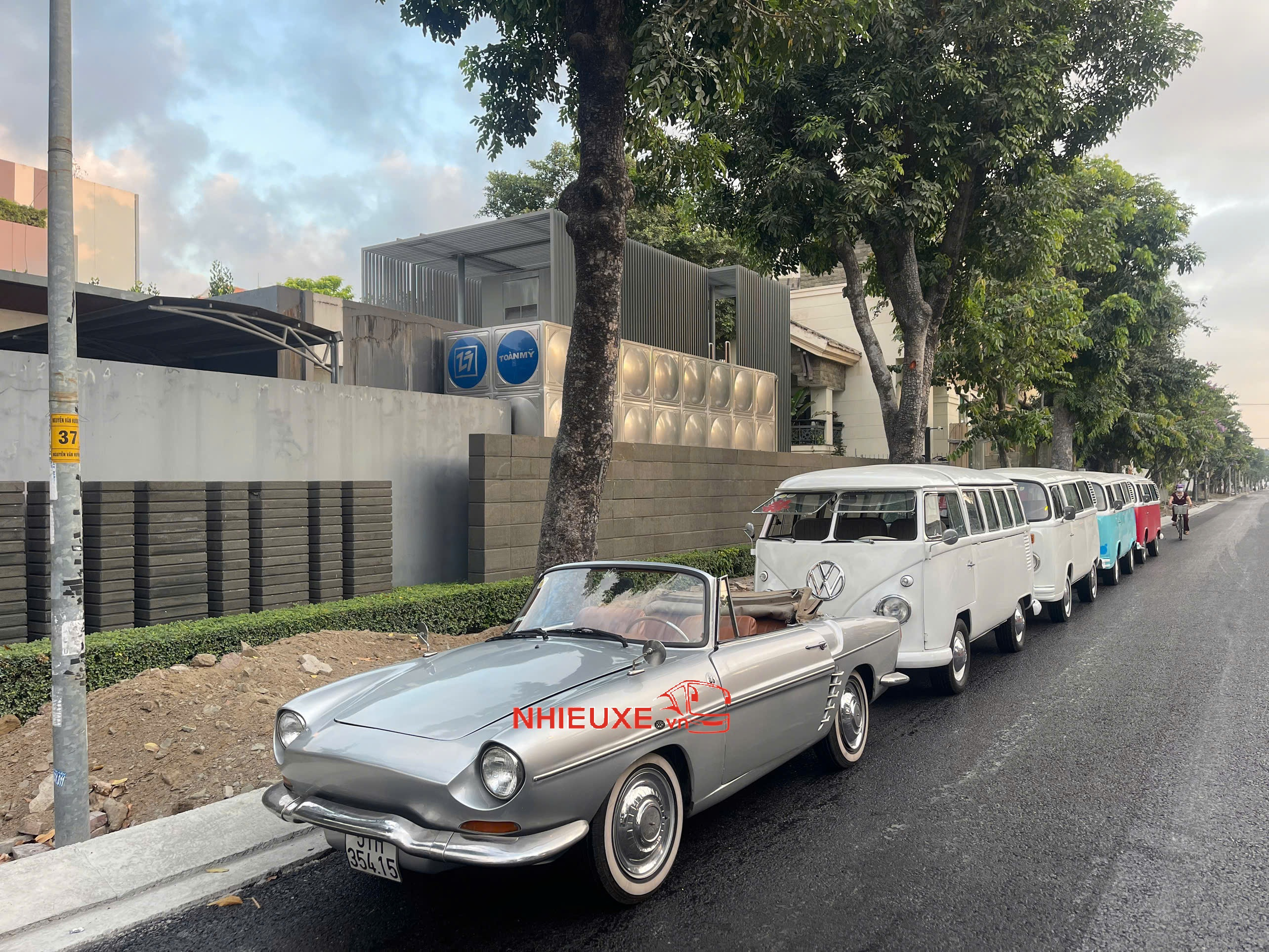 nhiều xe cho thuê xe cưới