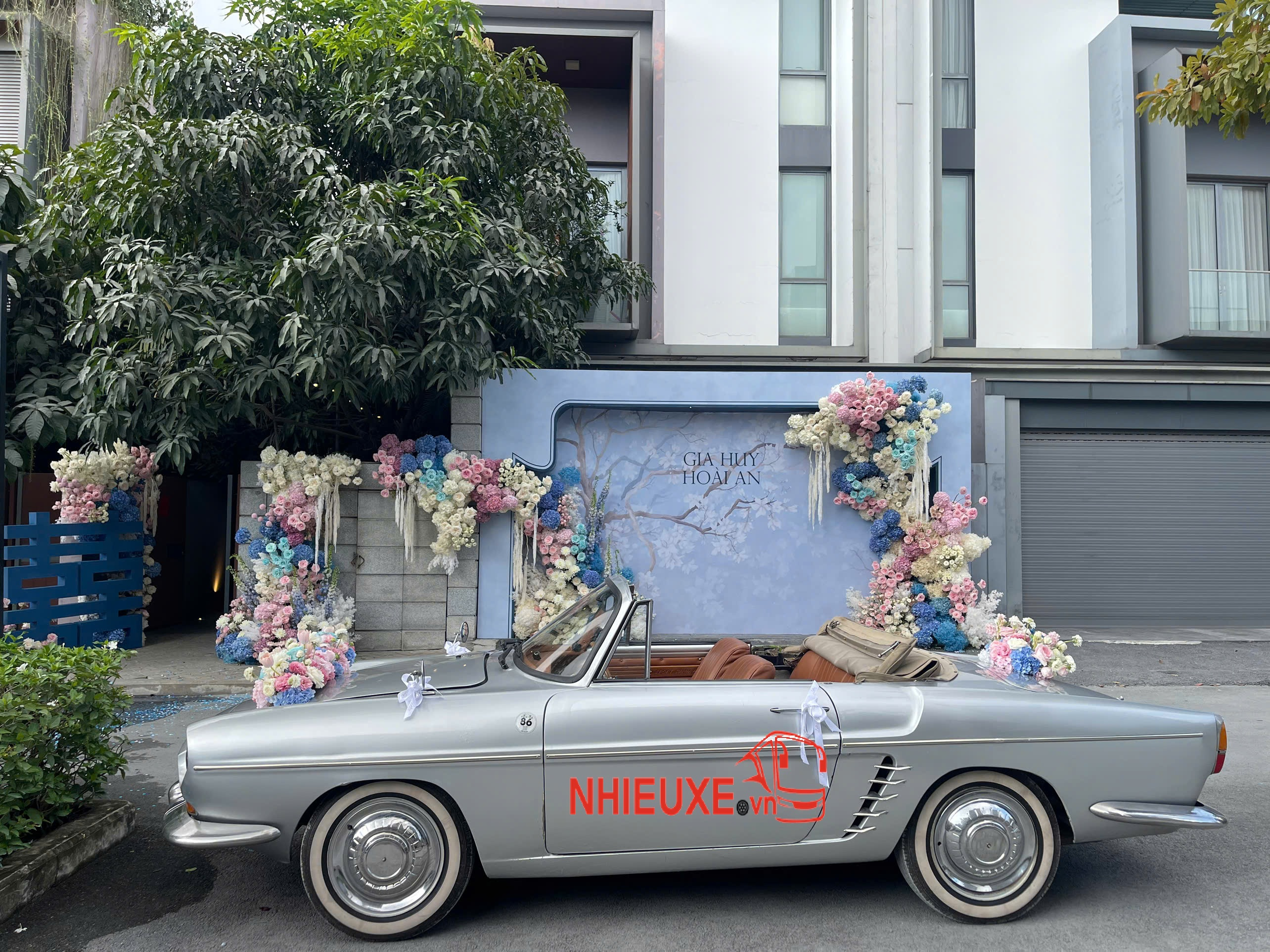 Nhieuxe cho thuê xe cưới hcm