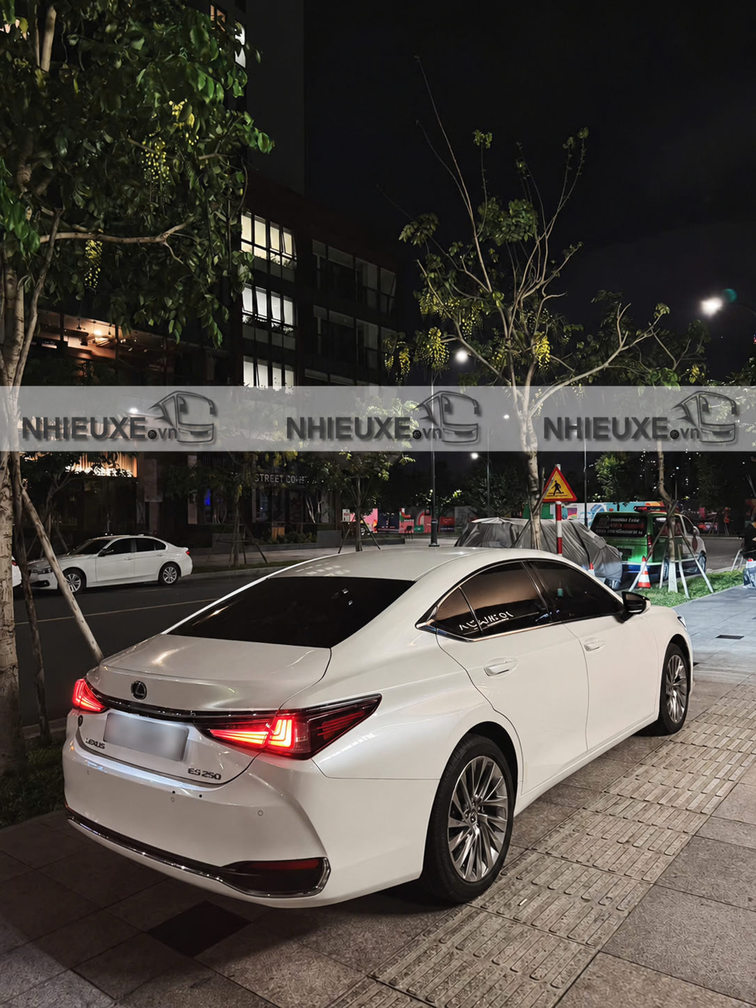 Lexus es 250