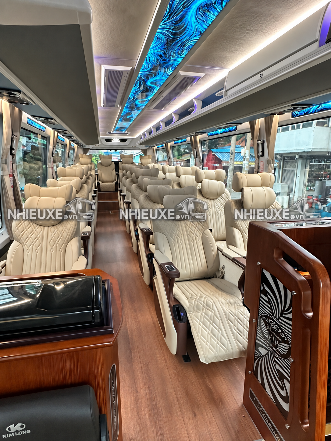XE LIMOUSINE 22 CHỖ