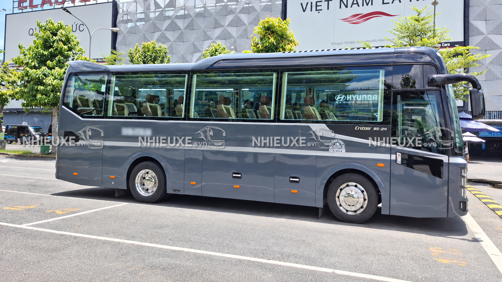 XE LIMOUSINE 22 CHỖ