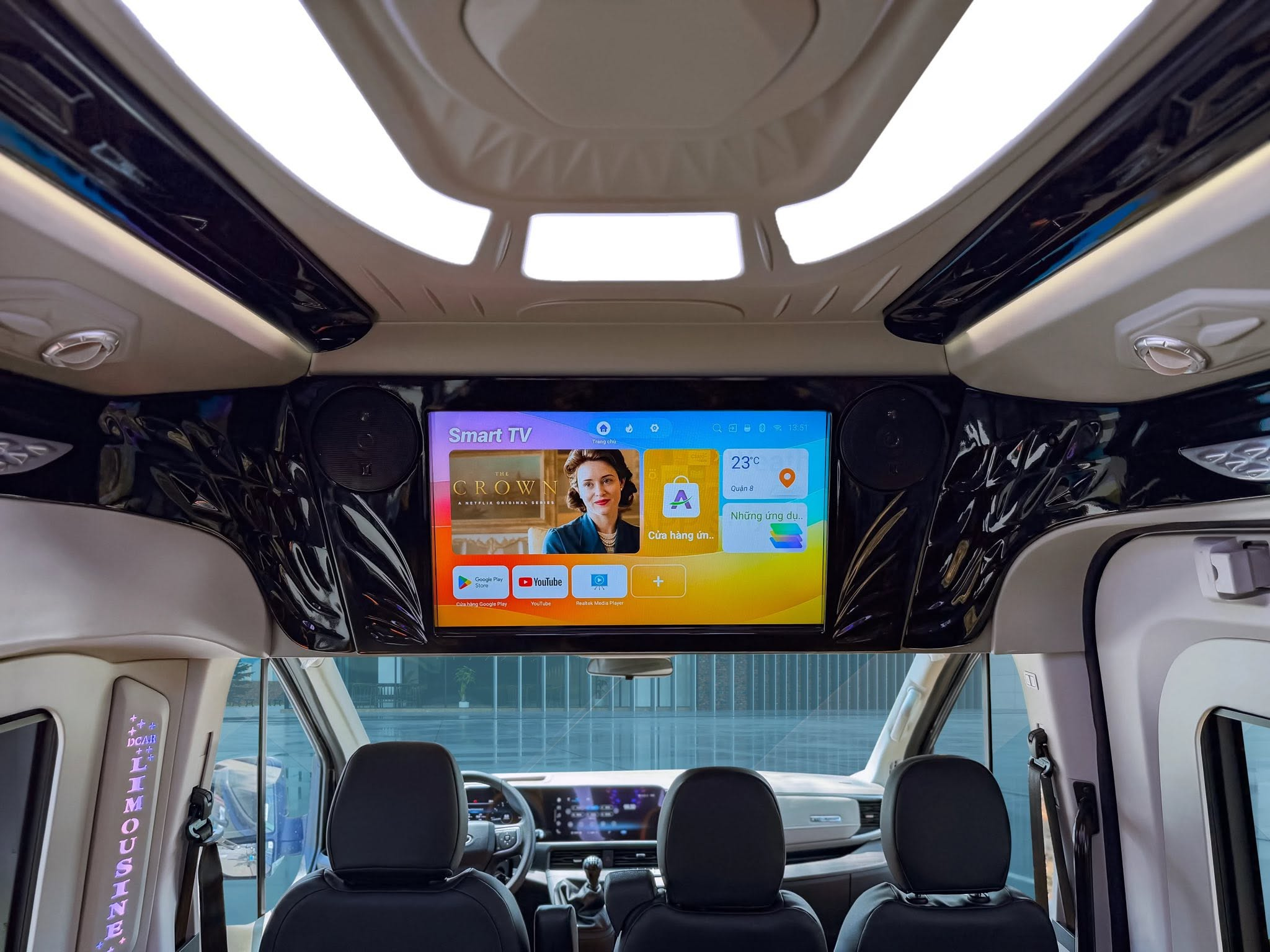 limousine 12 chỗ decar